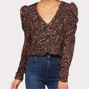 Allison Joy Puffed Sleeve Blouse tan/black size S